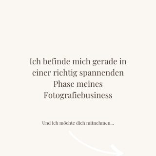 Ich befinde mich gerade in einer richtig spannenden Phase.

Und ich möchte ehrlich sein, warum.

Seit meinem ersten Tag als Familienfotografin treibt mich ein Gedanke an:

Jedes Kind verdient die schönsten Bilder seiner Kindheit.

Nicht nur die großen Momente. 
Nicht nur die, die man bewusst 
plant und festhält.

Sondern auch die kleinen, 
stillen, albern-schönen Momente 
dazwischen.

Und genau deshalb arbeite ich gerade daran, mein Profi-Wissen aus der Familienfotografie in die 
Alltagsfotografie zu übersetzen.

Für Mamas. Mit dem Handy. 
Im echten Leben.

Weil ich dabei etwas gemerkt habe, das mich nicht mehr loslässt:

Was ich in meinen Studio-Shootings suche — die Wärme, die Nähe, das Vergessen dass überhaupt 
eine Kamera da ist — das kommt aus dem Alltag.

Und was ich Mamas für den Alltag beibringen möchte — der bewusste Blick, das Gespür für den richtigen 
Moment — das kommt aus meiner Arbeit im Studio.

Beide Welten zusammen ergeben das ganze Bild. 
Erzählen die ganze Geschichte.

Wenn du mich auf dieser Reise begleiten möchtest — und dir für euren Familienalltag ein bisschen Inspiration holen willst:

Kommentiere SICHTBAR

↓

Ich schenke dir meinen kostenlosen Guide direkt 
ins Postfach. 🤍